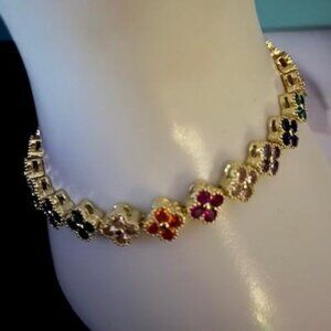 NWOT Beautiful Colorful Rhinestone Bracelet 6 1/2 Inches